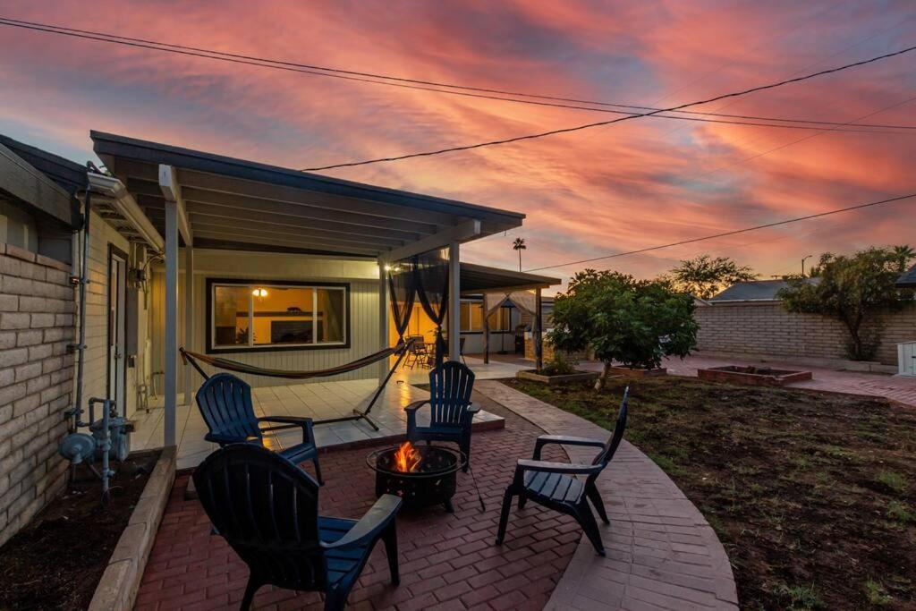 New Midtown Modern Studio With Backyard Phoenix Eksteriør bilde